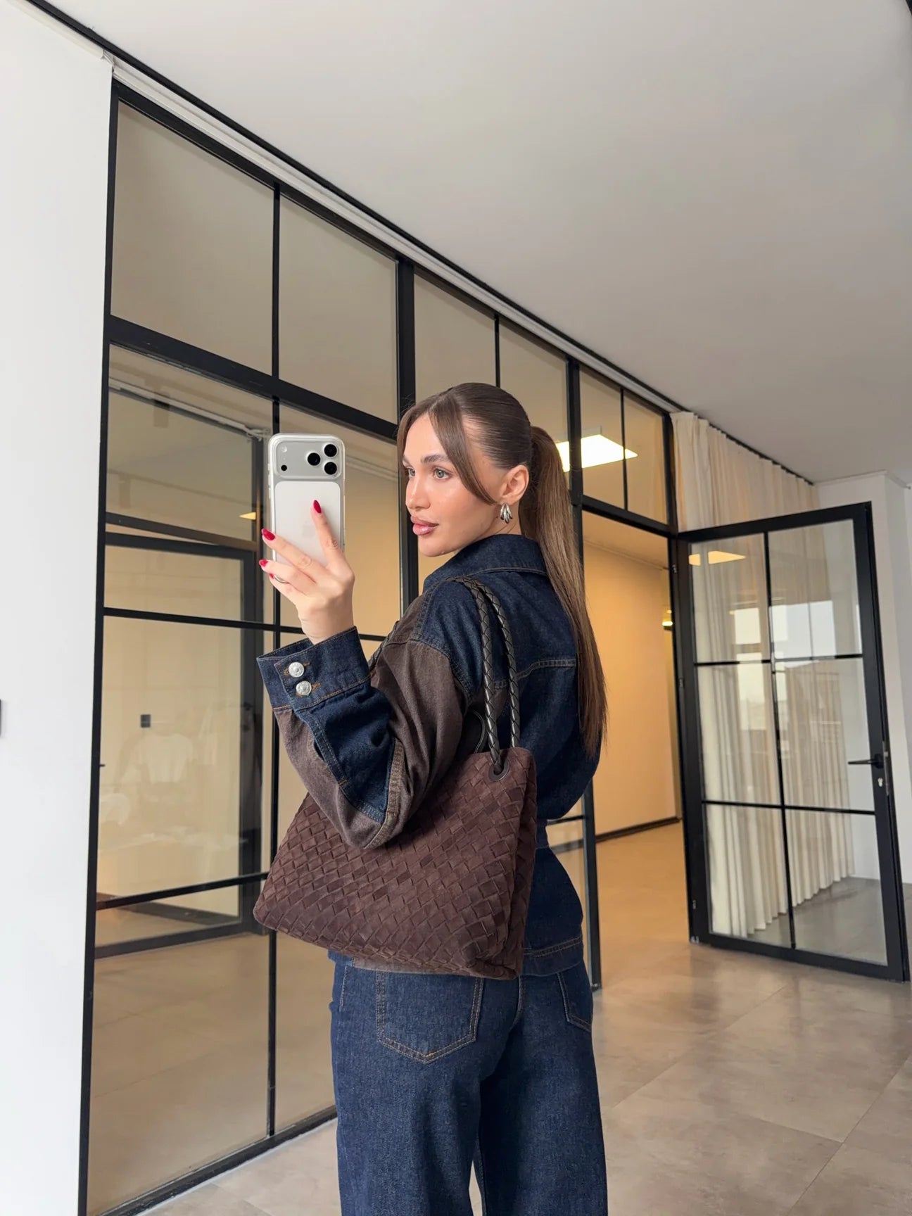 Premium teksas set sa braon detaljima – HIT SEZONE 🔥